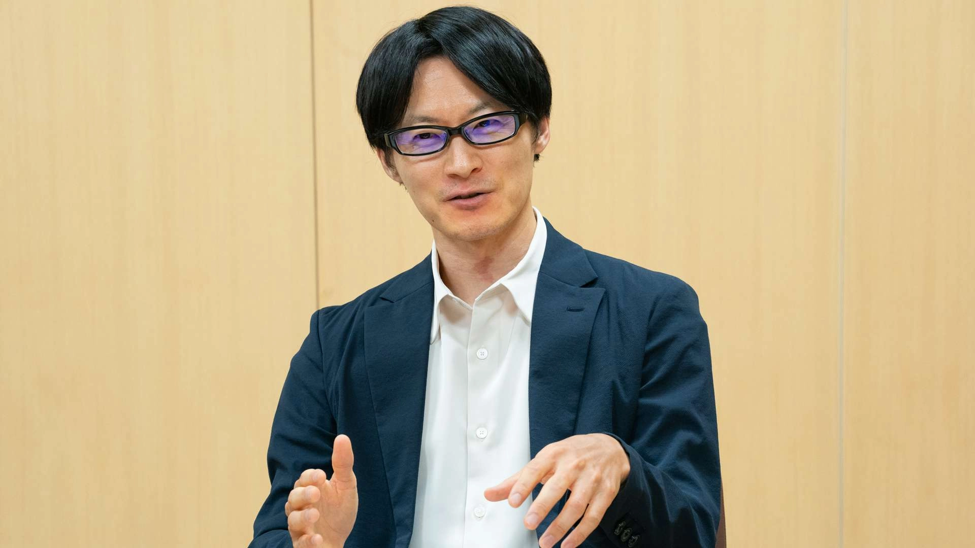 Interview with Nintendo developers Yoshinori Konishi and Hiroki Hamaue about the game Drag x Drive for Nintendo Switch.